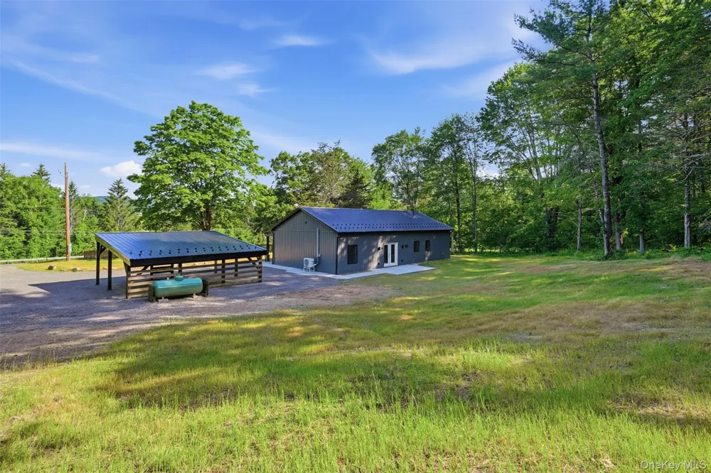 4673 US Highway 209 Accord, NY 12404