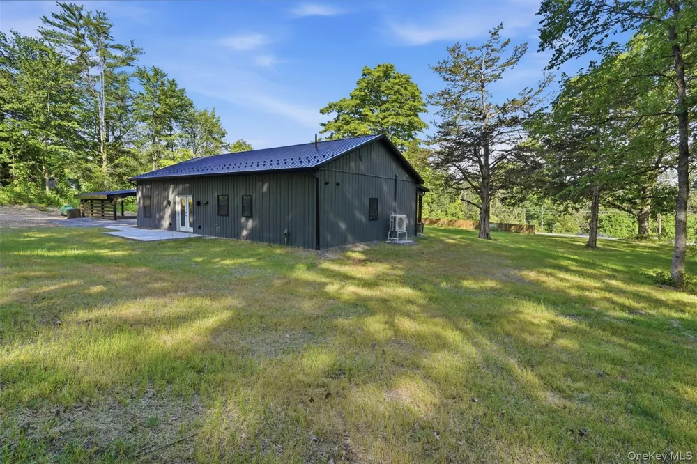 4673 US Highway 209 Accord, NY 12404