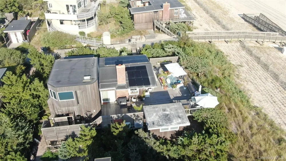 61 Evergreen Avenue Seaview, NY 11770