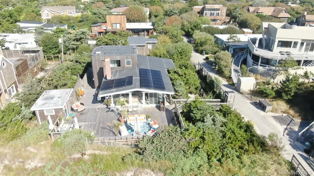 61 Evergreen Avenue Seaview, NY 11770