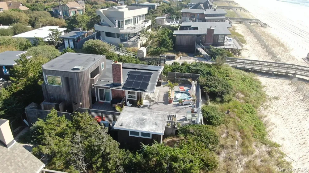 61 Evergreen Avenue Seaview, NY 11770