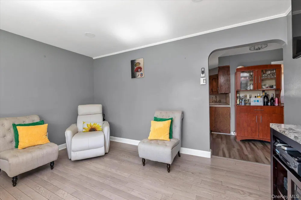 34 Newburgh Street Elmont, NY 11003