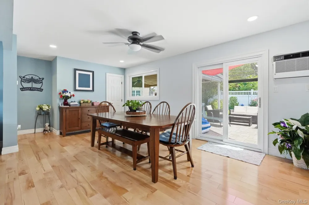 841 Willow Road Franklin Square, NY 11010