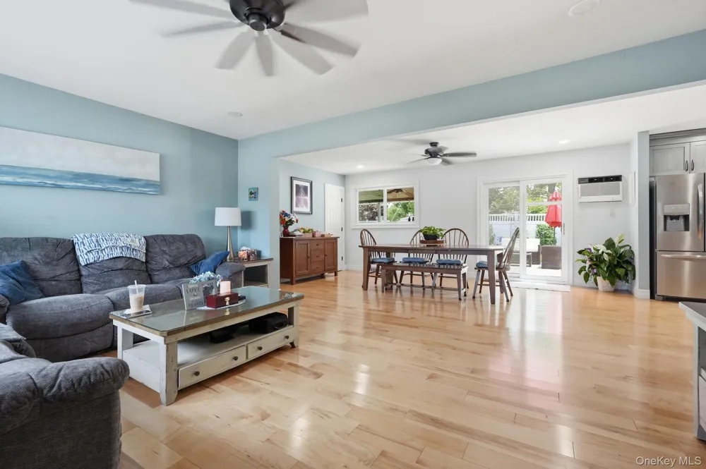 841 Willow Road Franklin Square, NY 11010