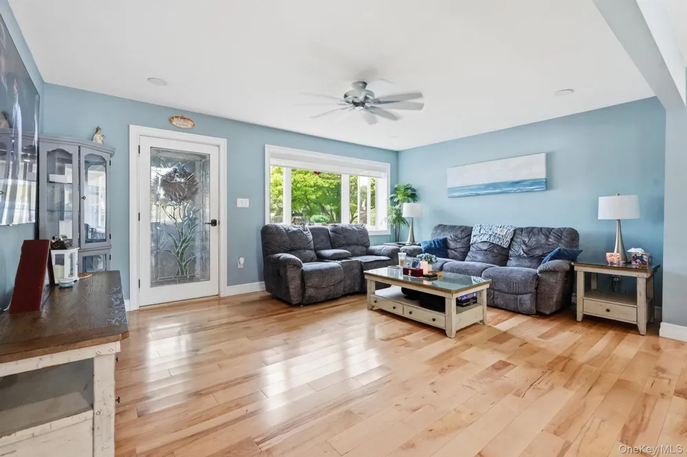 841 Willow Road Franklin Square, NY 11010