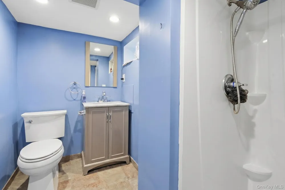 841 Willow Road Franklin Square, NY 11010