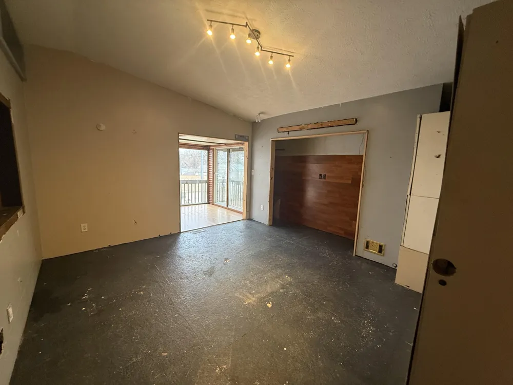 1747 Tennis Court Henrietta Township, MI 49272