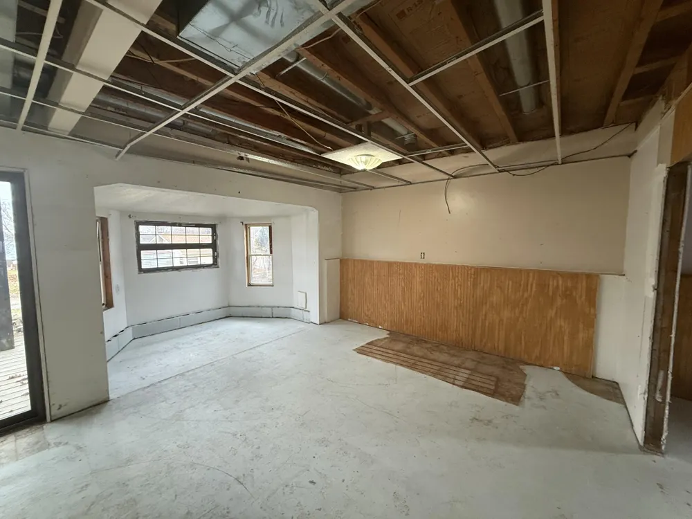 1747 Tennis Court Henrietta Township, MI 49272