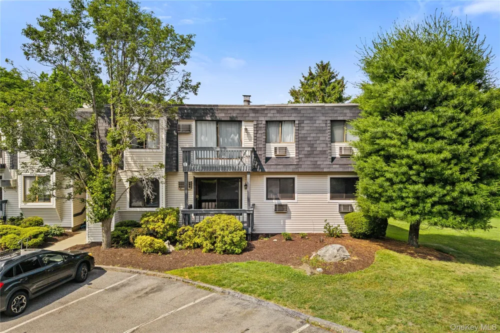 104 Drew Lane Carmel, NY 10512