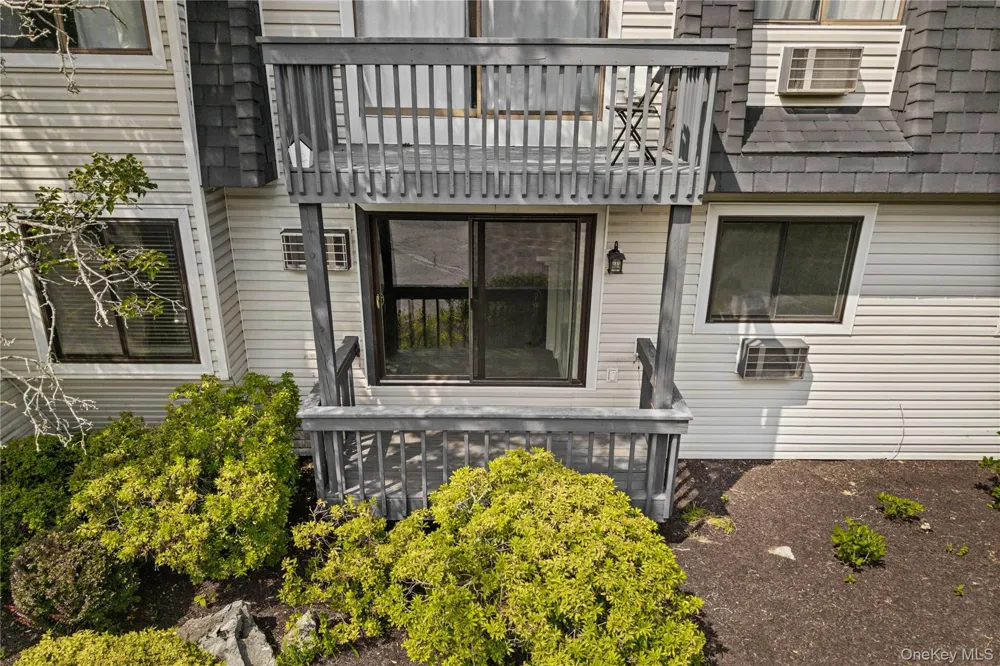 104 Drew Lane Carmel, NY 10512