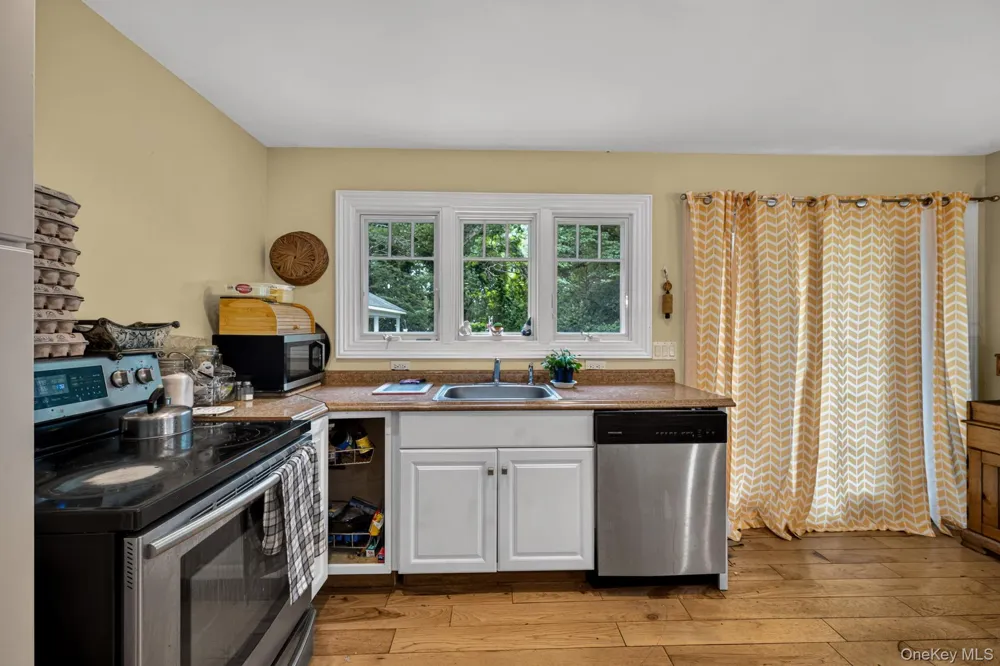 125 Keller Drive Mastic, NY 11950
