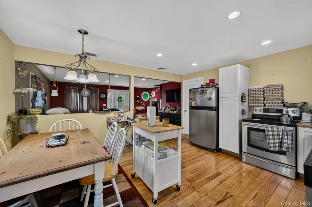 125 Keller Drive Mastic, NY 11950