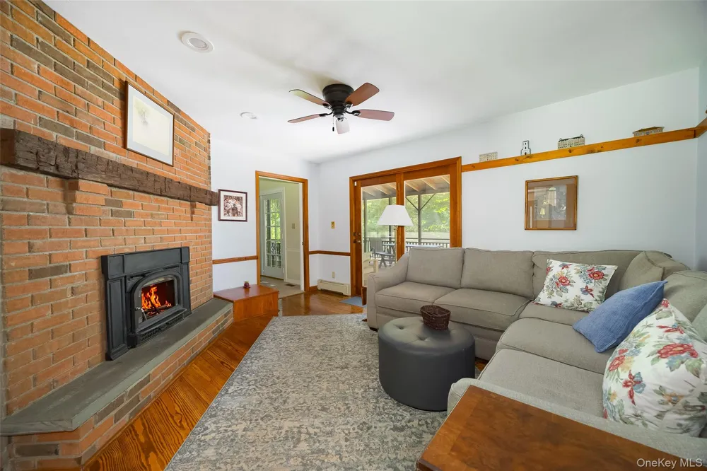 326 Mills Cross Road Staatsburg, NY 12580