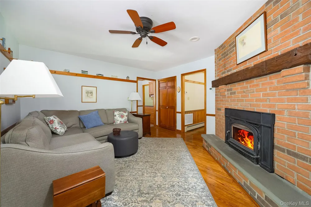 326 Mills Cross Road Staatsburg, NY 12580