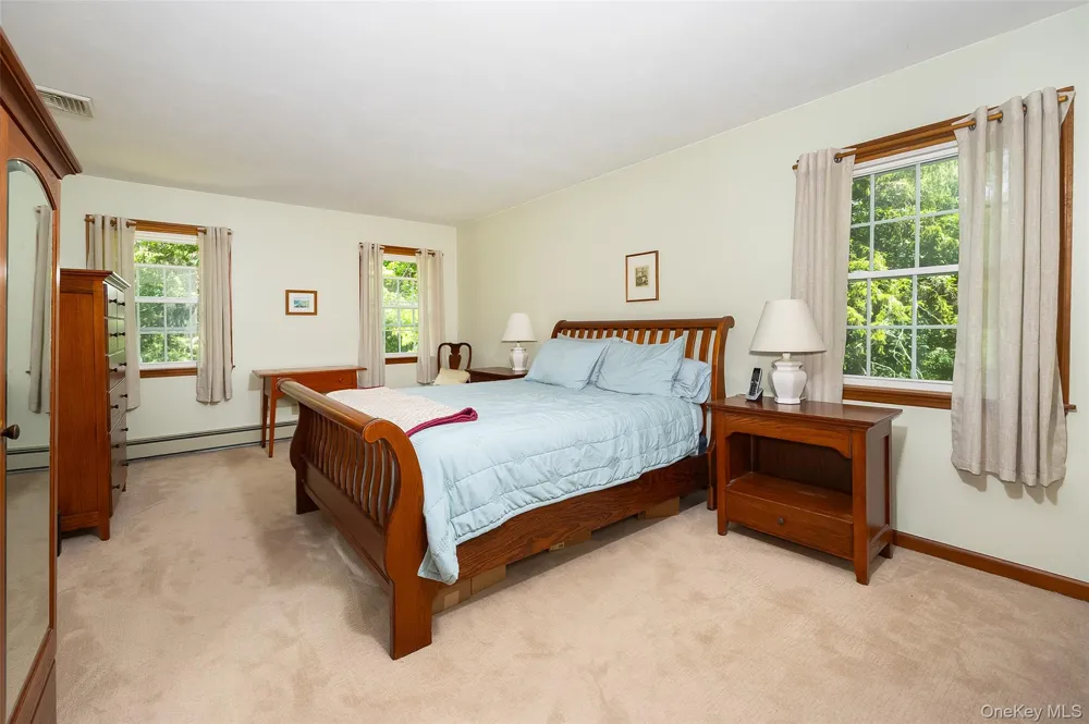 326 Mills Cross Road Staatsburg, NY 12580