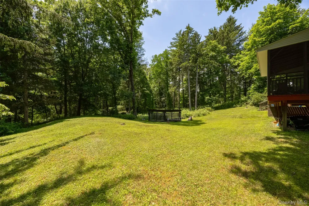 326 Mills Cross Road Staatsburg, NY 12580