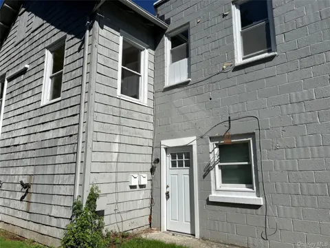 51 Mechanic Street