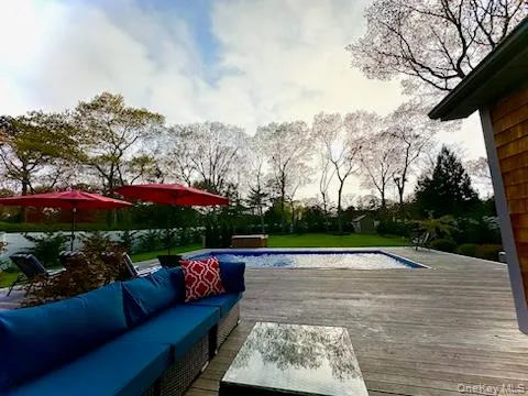 69 Rogers Avenue Westhampton Beach, NY 11978