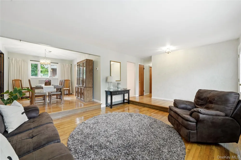 289 Central Avenue Bohemia, NY 11716