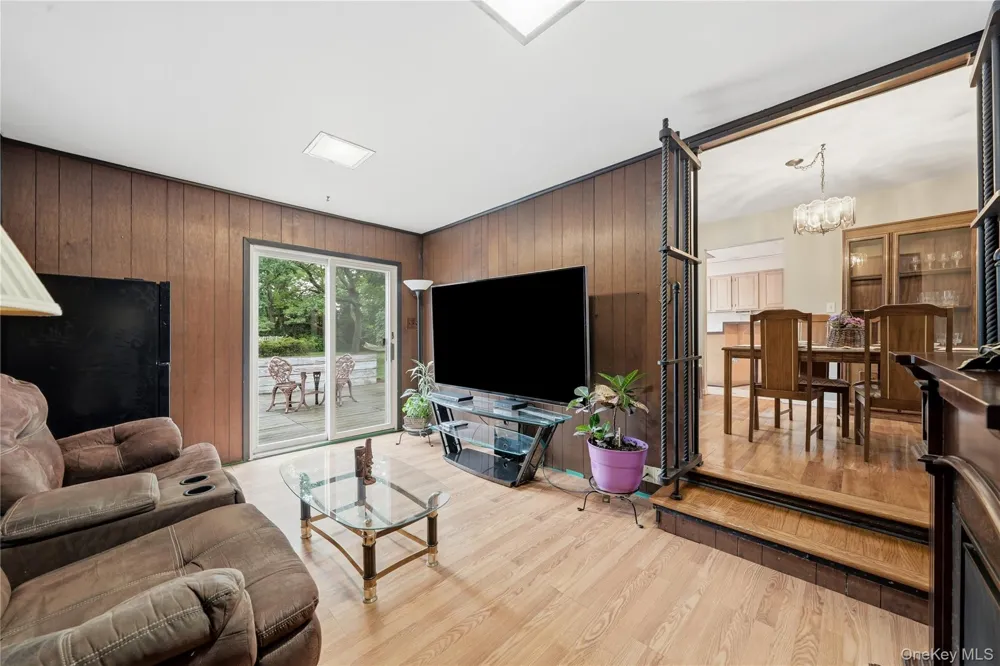 289 Central Avenue Bohemia, NY 11716