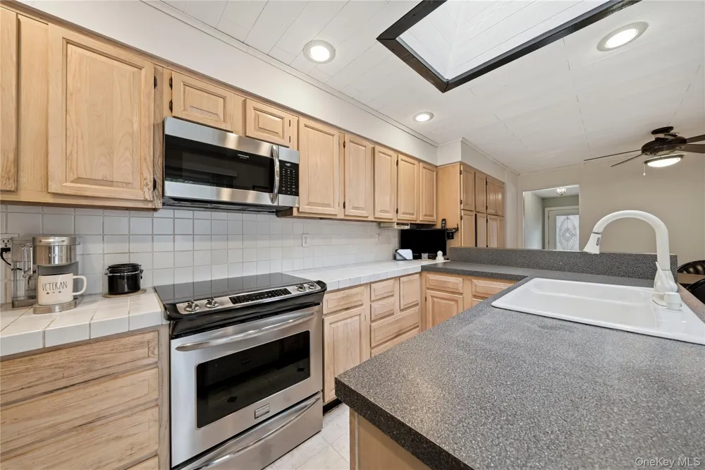 289 Central Avenue Bohemia, NY 11716