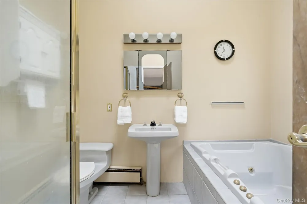 289 Central Avenue Bohemia, NY 11716