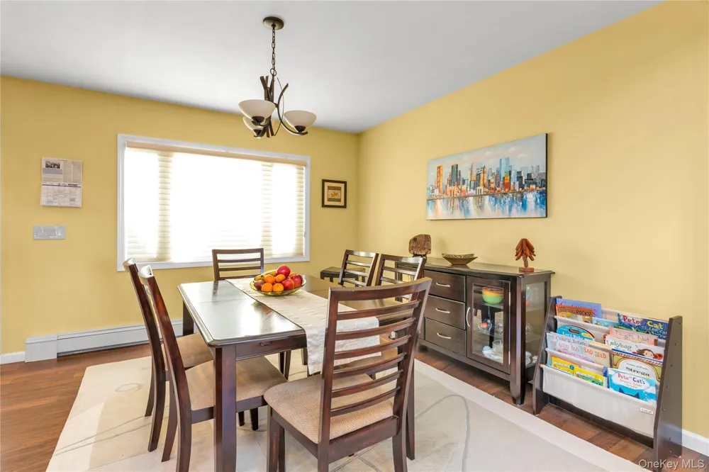 90 Virginia Drive Manhasset, NY 11030