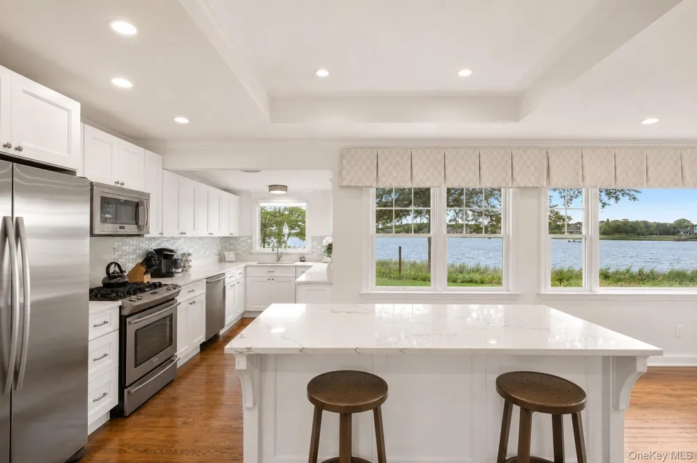 65 Shore Road Westhampton, NY 11977
