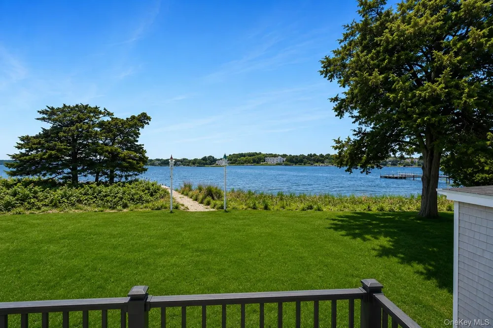 65 Shore Road Westhampton, NY 11977