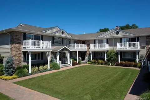 45 Golden Avenue #1W