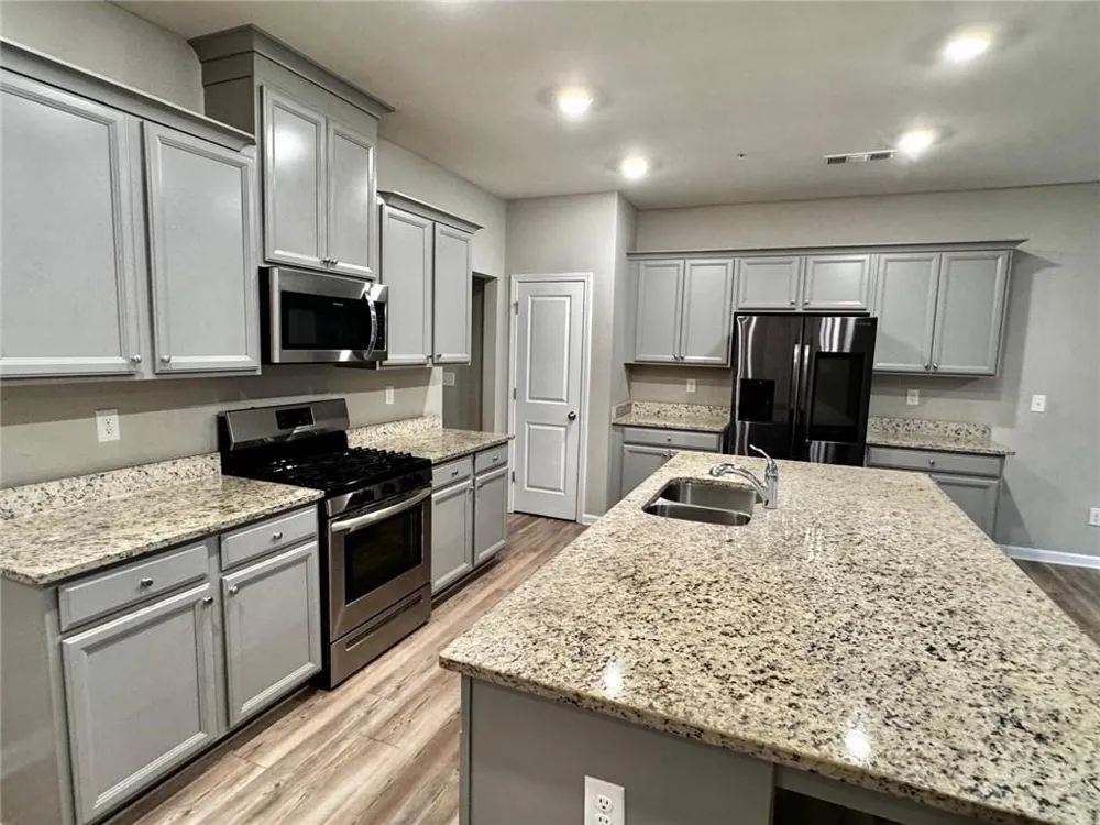 438 Bannon Way Marietta, GA 30008