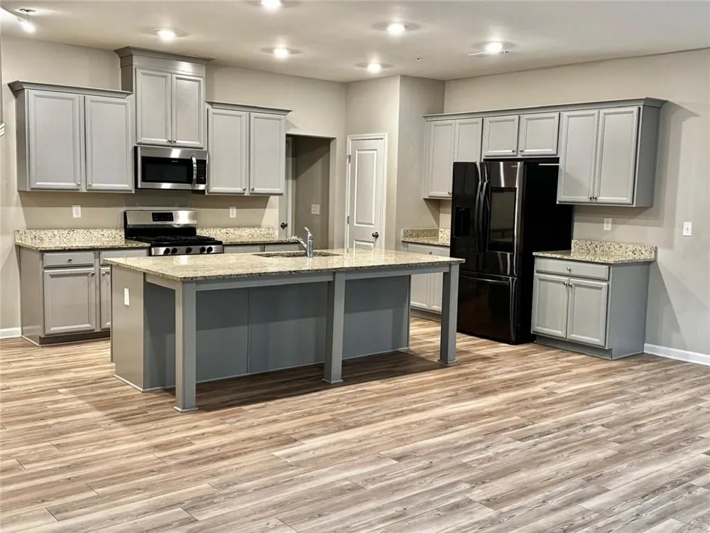 438 Bannon Way Marietta, GA 30008