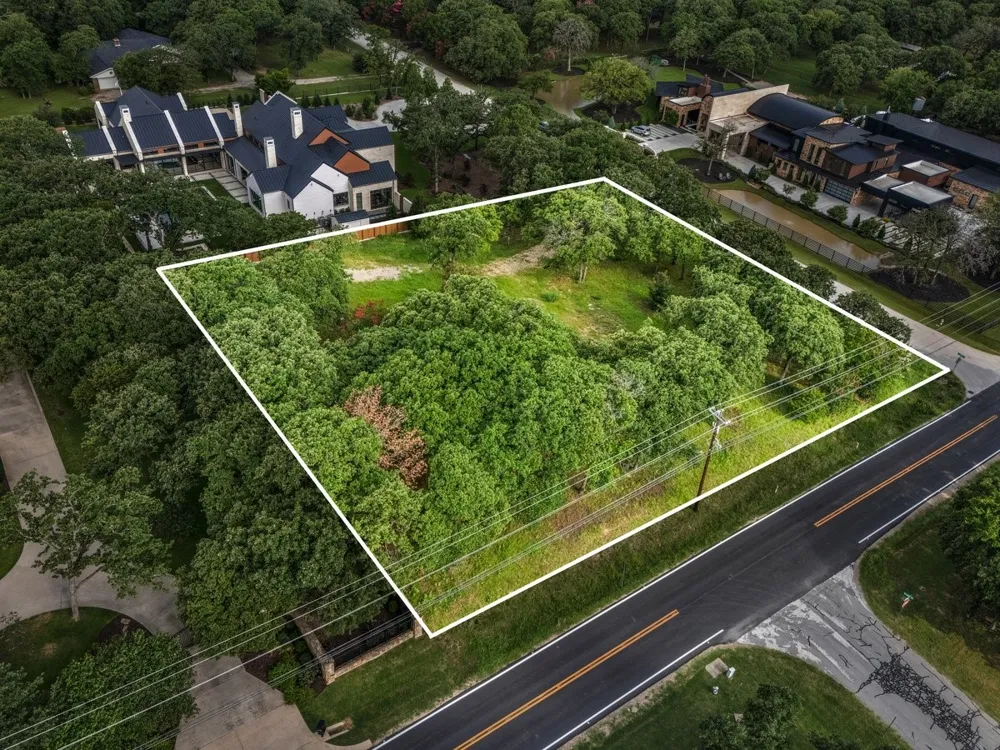 1952 Autumn Drive Keller, TX 76262