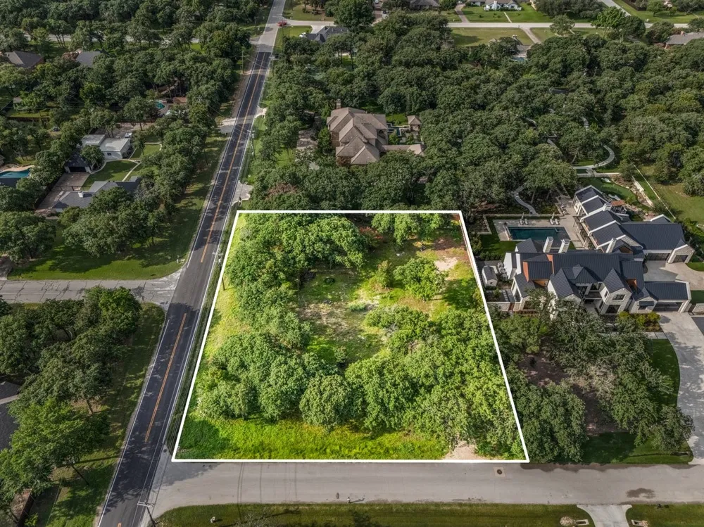1952 Autumn Drive Keller, TX 76262