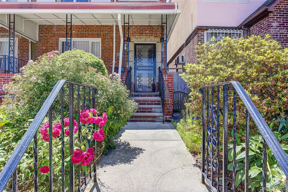 85-62 66th Road Rego Park, NY 11374