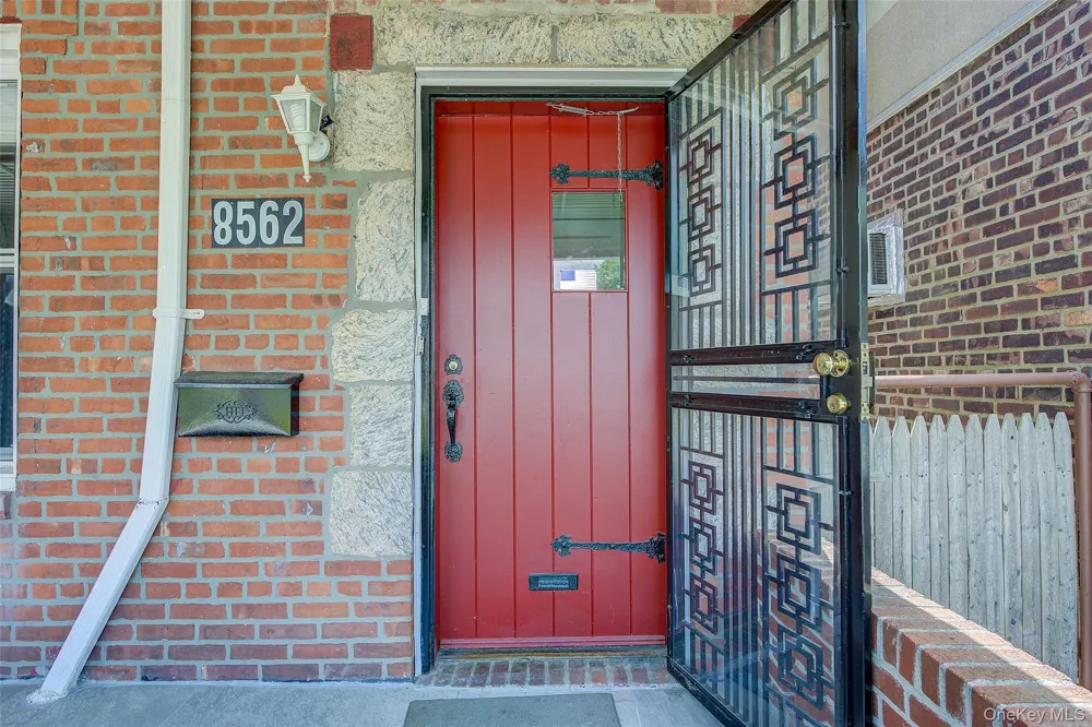 85-62 66th Road Rego Park, NY 11374