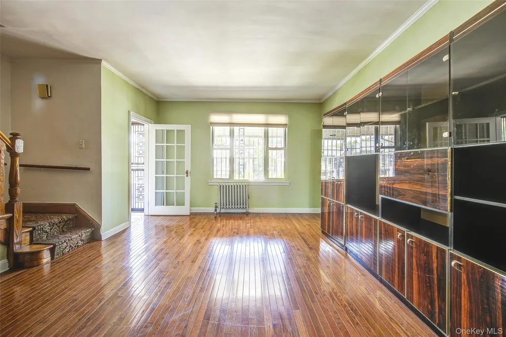 85-62 66th Road Rego Park, NY 11374