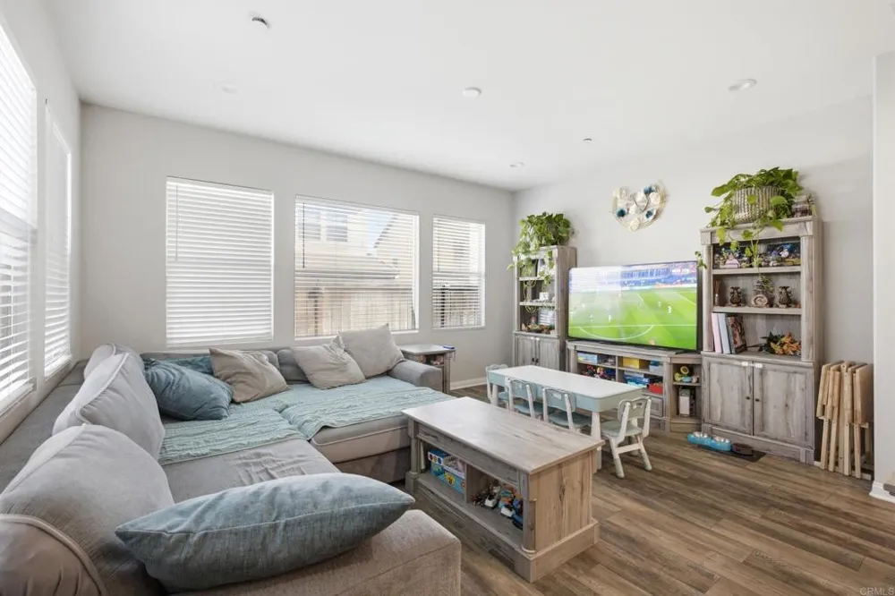 1108 Camino Prado Chula Vista, CA 91913