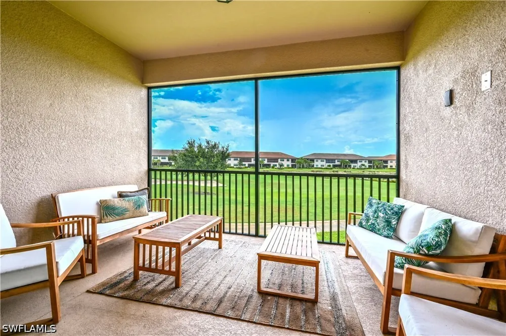 Pocida Court #204 Naples, FL 34119