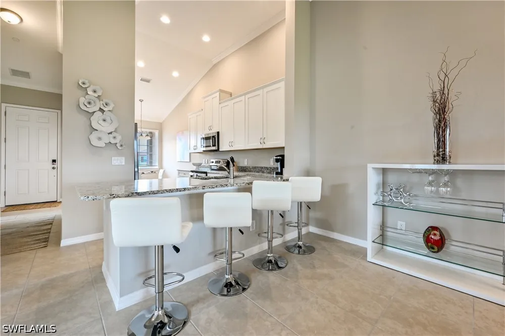 Pocida Court #204 Naples, FL 34119