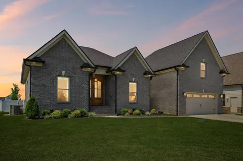 3405 Bootknife Dr