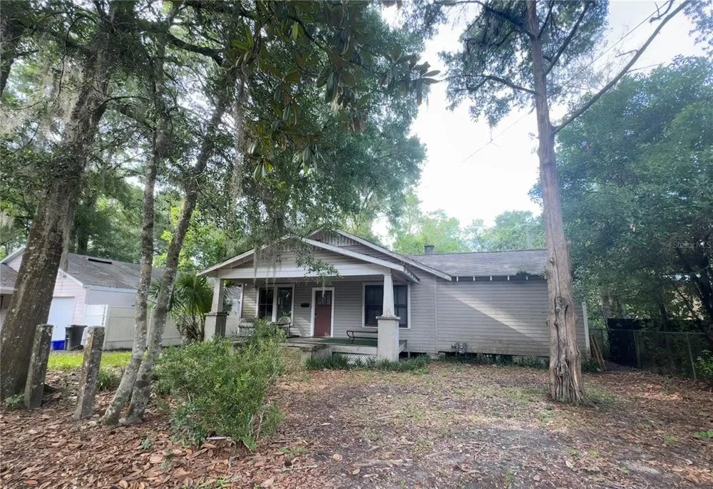 907 NW 11TH AVENUE Gainesville, FL 32601