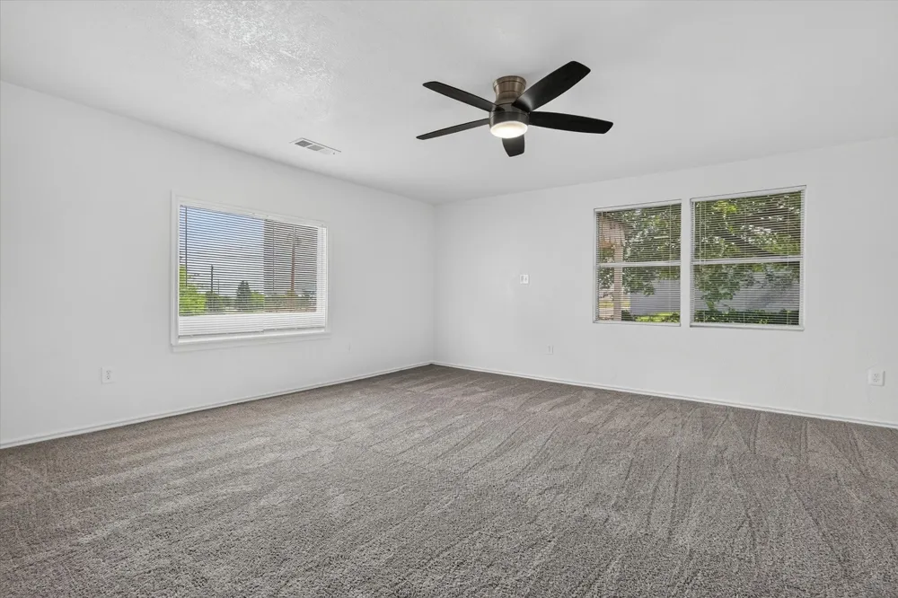 5301 Scoggins Street Sansom Park, TX 76114
