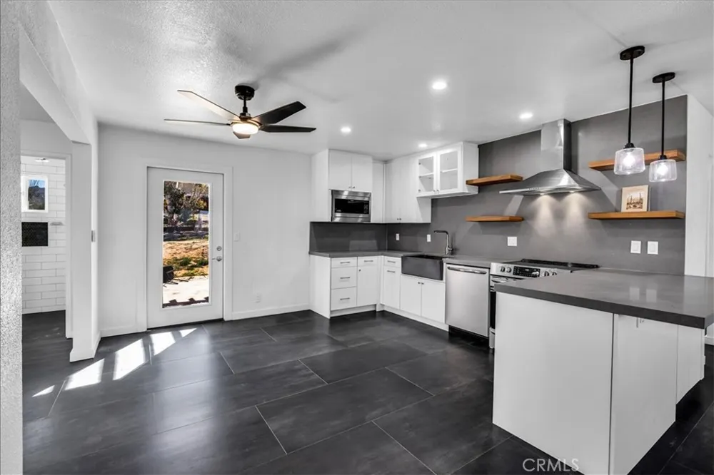 61381 Alta Mura Joshua Tree, CA 92252