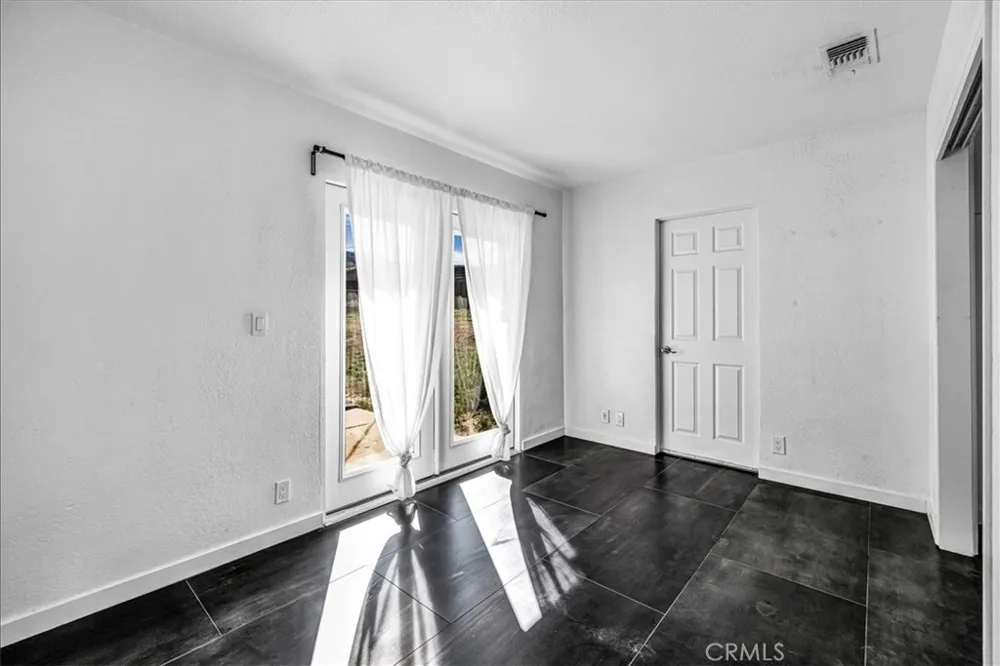 61381 Alta Mura Joshua Tree, CA 92252