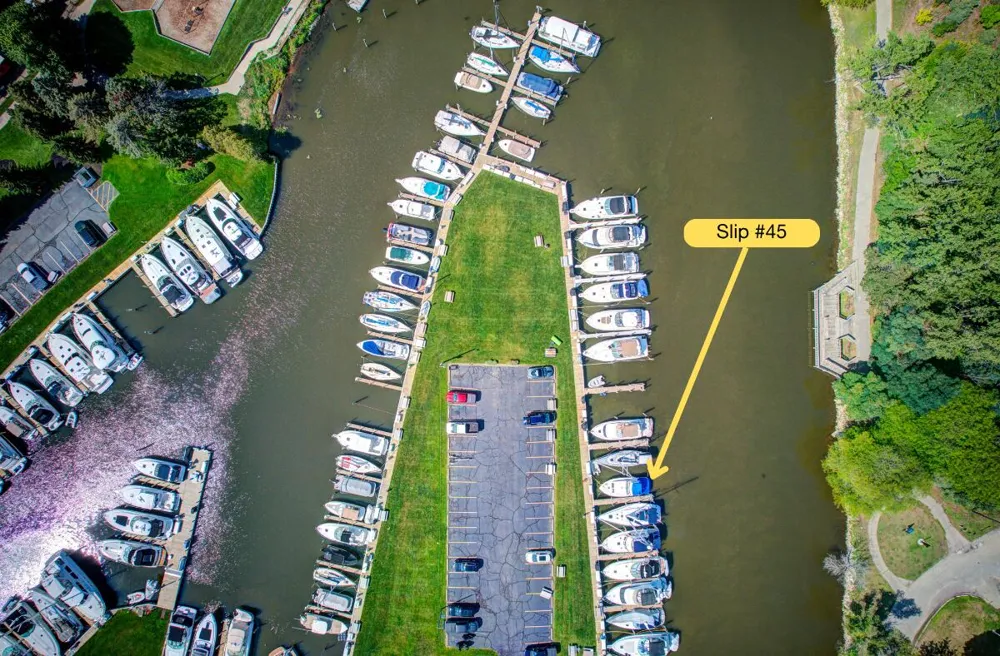 45 Wharfside Grand Haven, MI 49417
