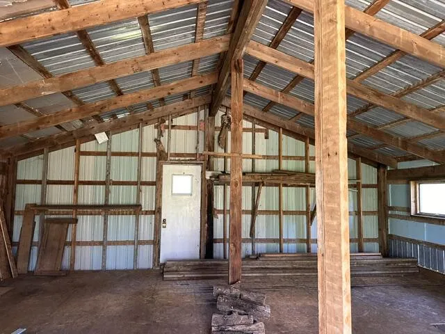 164 W 10 Mile Eden Township, MI 49644