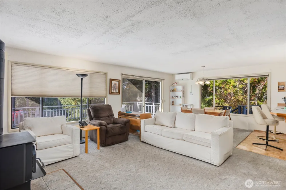 350 Olympic Drive E Grapeview, WA 98546