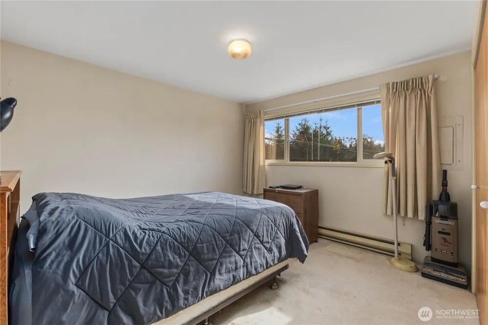 350 Olympic Drive E Grapeview, WA 98546