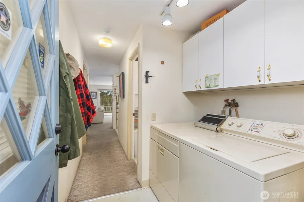 350 Olympic Drive E Grapeview, WA 98546